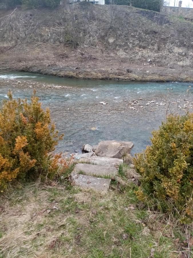 Садиба Федорчуків За Рікою1 Sheshory Ngoại thất bức ảnh